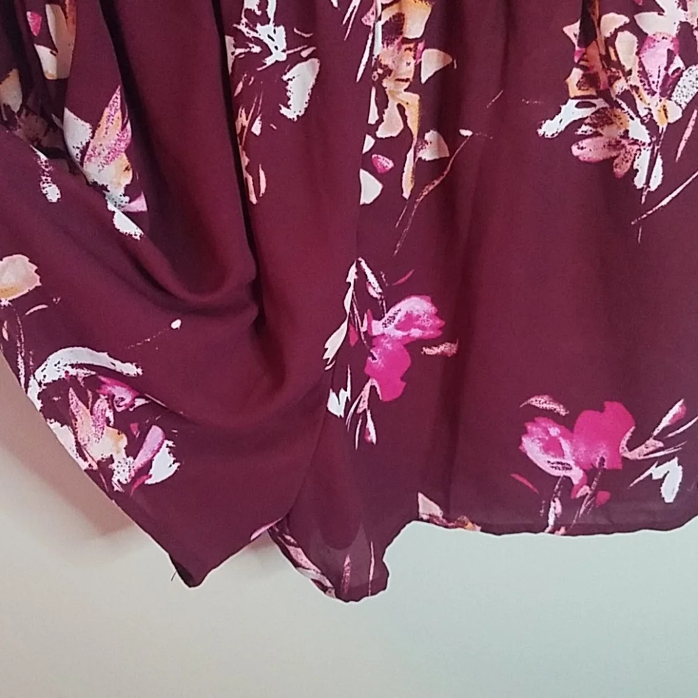 Arizona Jean Co. Floral Romper NWT - Picture 6 of 13